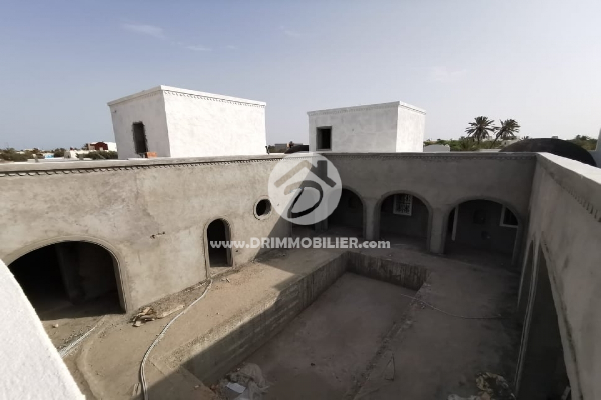 Avancement de travaux d'un houch djerbien à mezraya -   Notre Chantiers Djerba